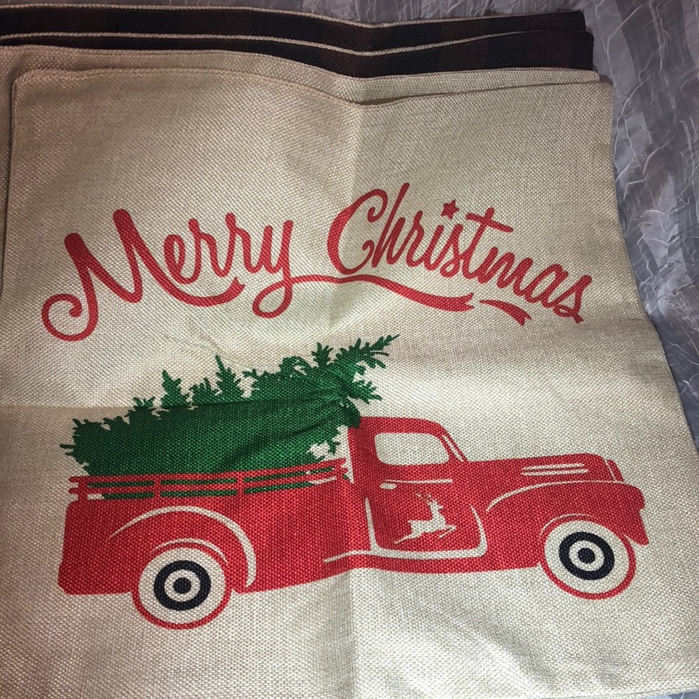 NIP farmhouse pillow covers set of 4- 18x18 inches Red truck Buffalo plaid